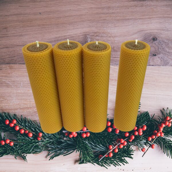 4 Beewax candles (L2)